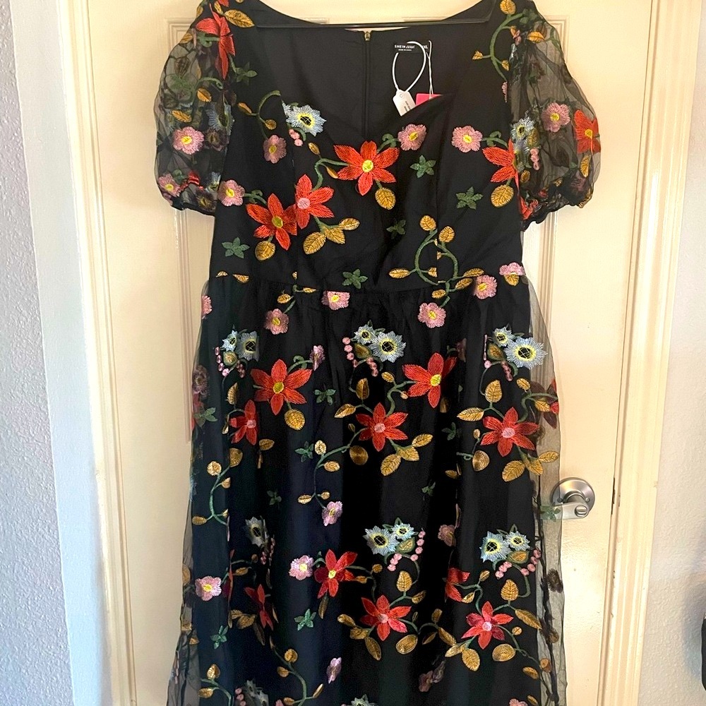 Floral Embroidered Midi Dress
